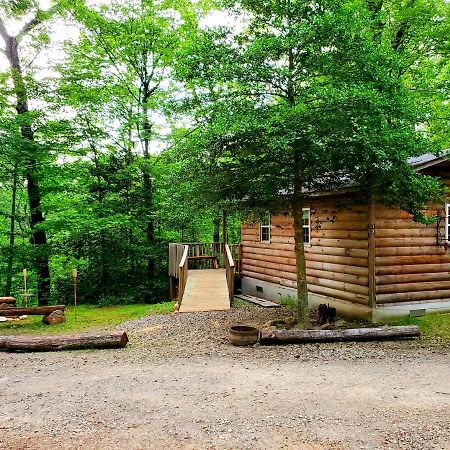 Lil' Log At Hearthstone Cabins And Camping - Pet Friendly Helen Exterior photo