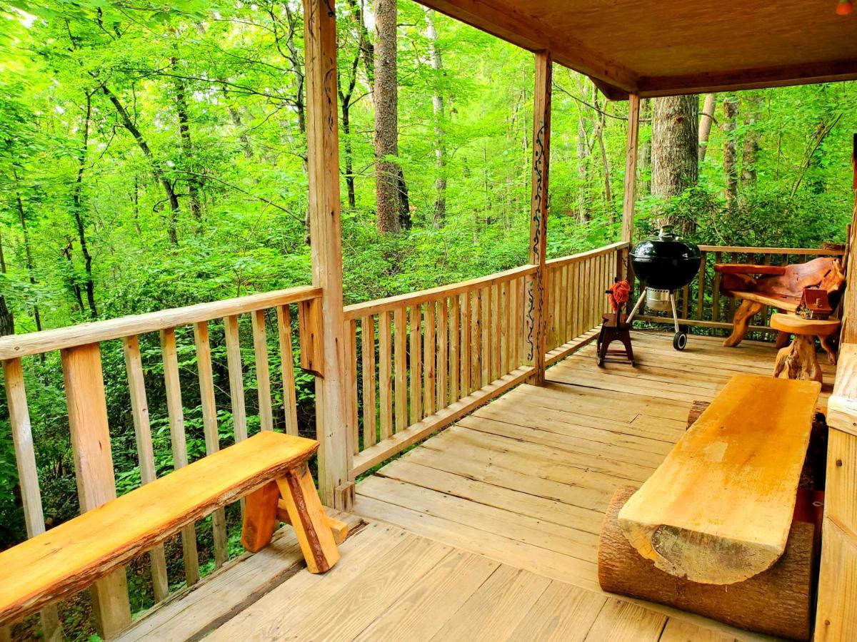 Lil' Log At Hearthstone Cabins And Camping - Pet Friendly Helen Exterior photo